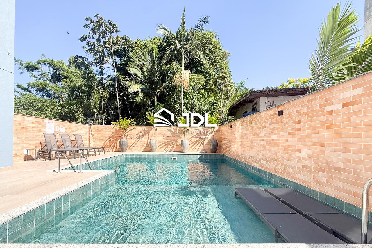 Apartamento à venda no bairro Velha: 