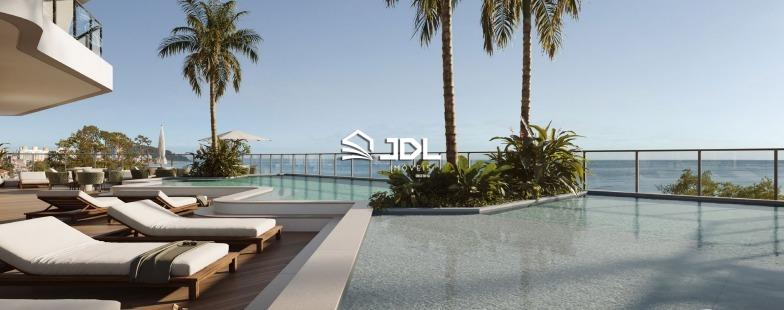 Apartamento à venda no bairro Armação: 