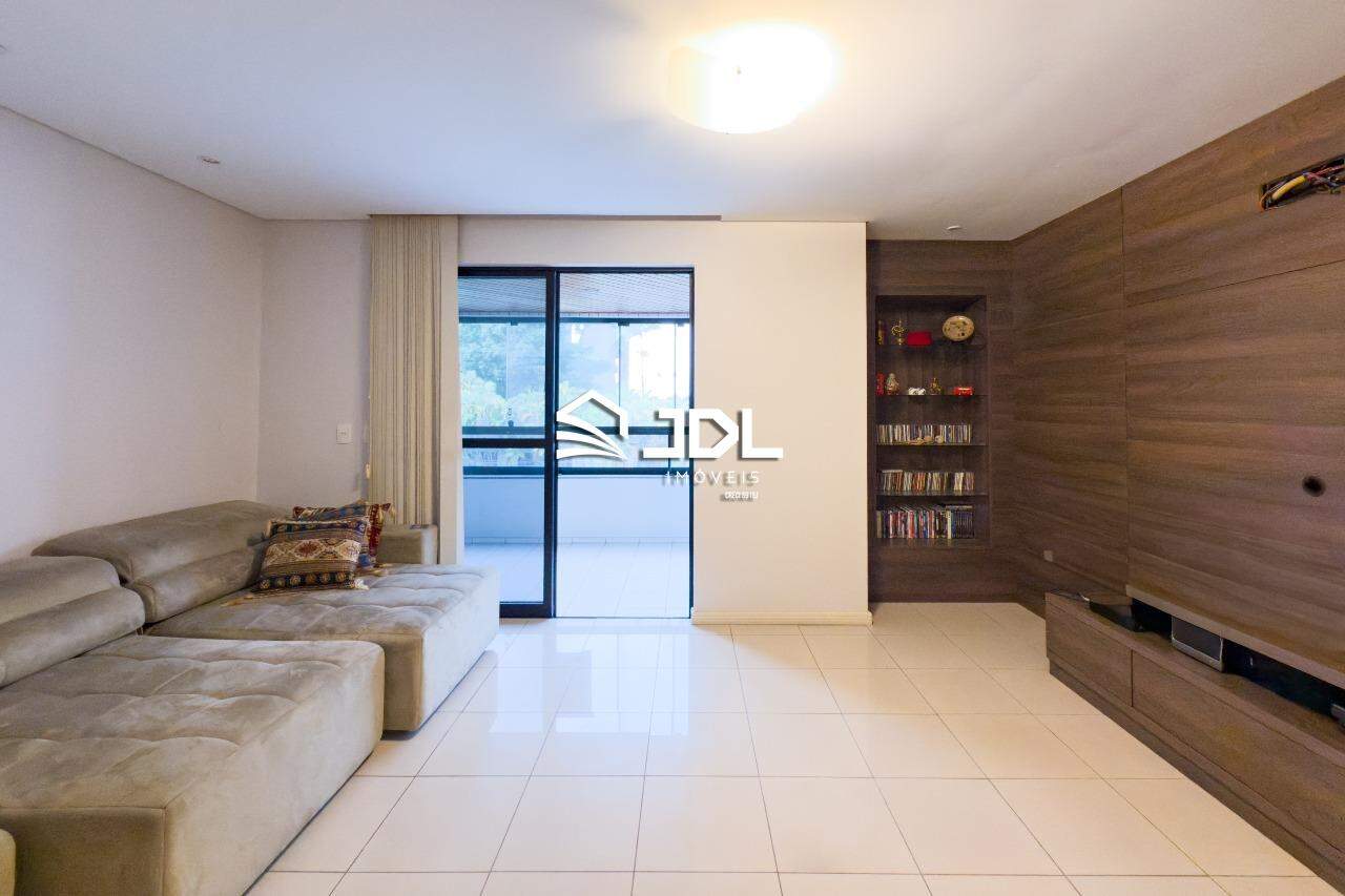 Apartamento à venda no bairro Victor Konder: