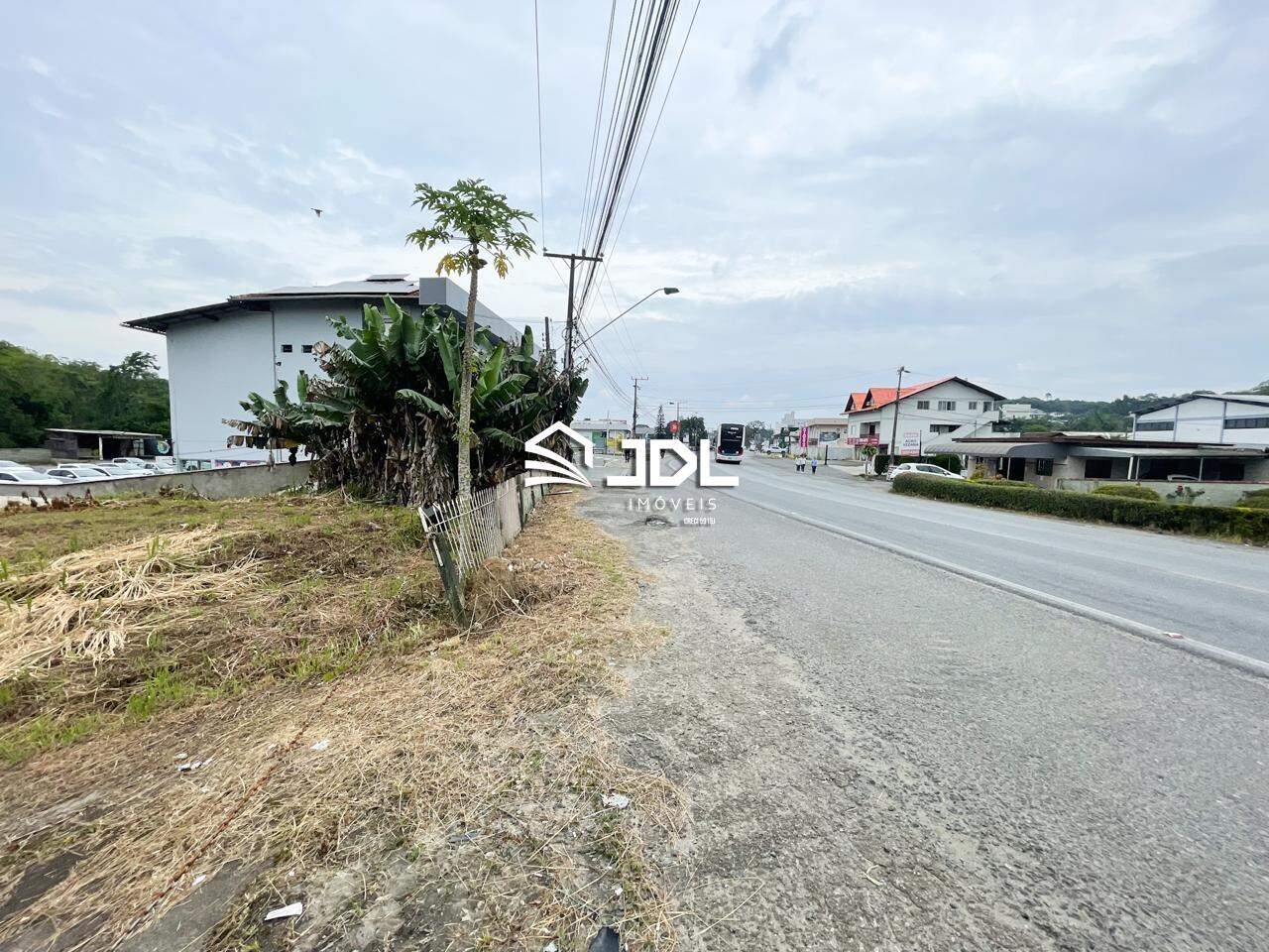 Terreno à venda no bairro Itoupava Central: 