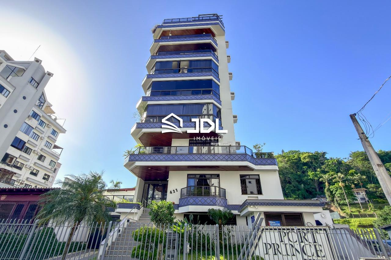 Apartamento à venda no bairro Ponta Aguda: 