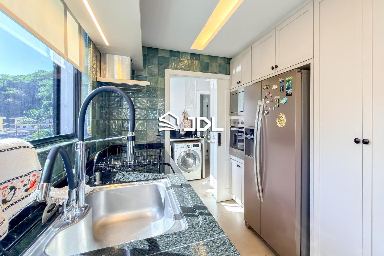 Apartamento à venda no bairro Ponta Aguda: 