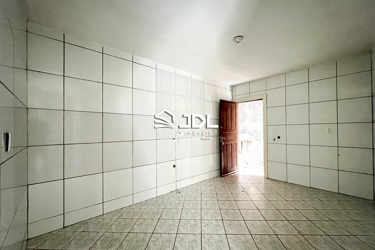 Casa à venda no bairro Ponta Aguda: