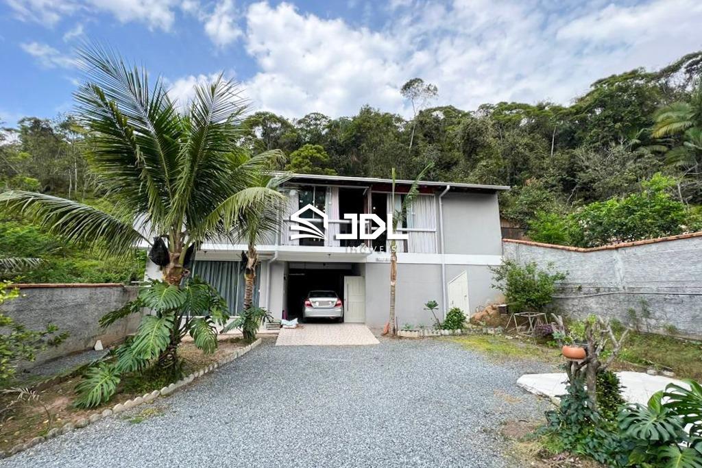 Casa à venda no bairro Ponta Aguda: