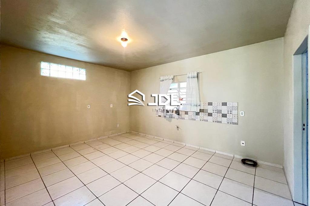 Casa à venda no bairro Ponta Aguda: