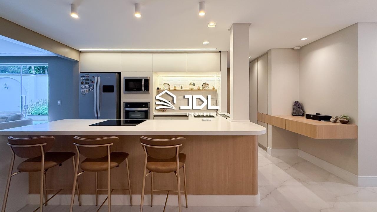 Casa à venda no bairro Velha: 