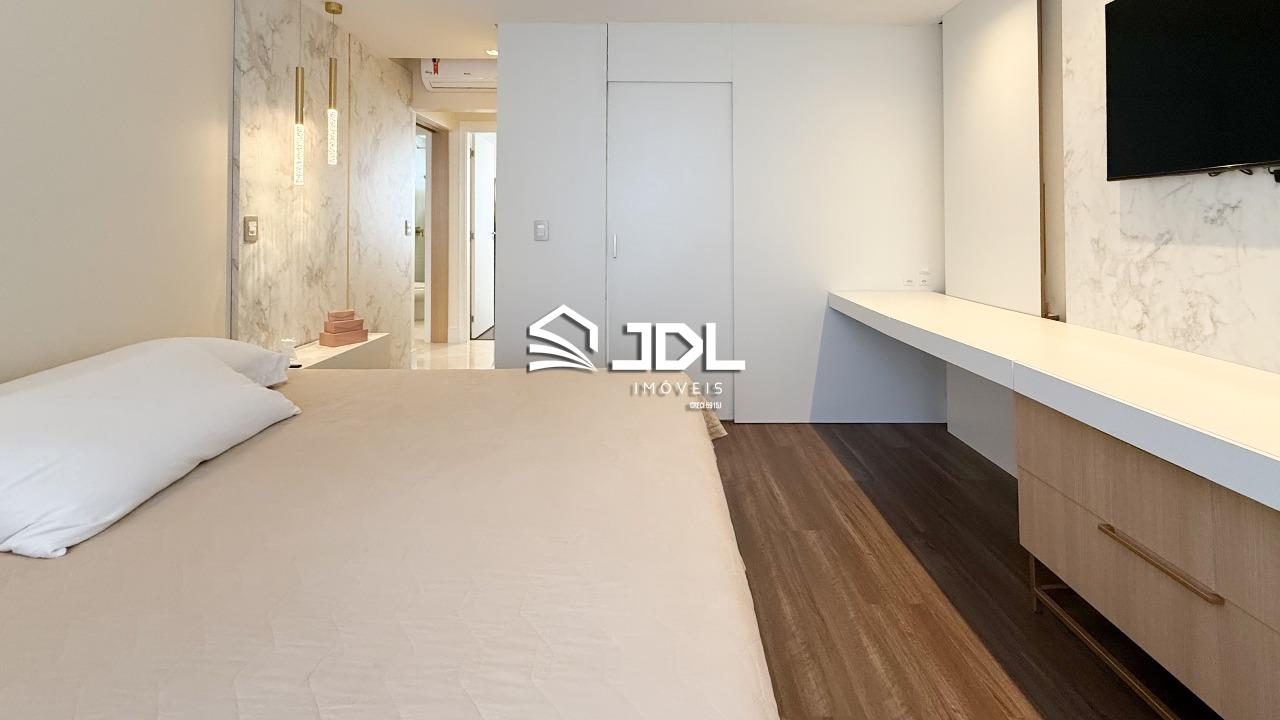 Casa à venda no bairro Velha: 