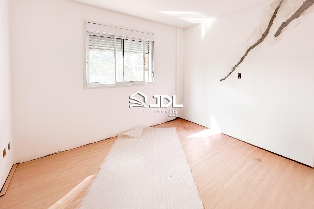 Apartamento à venda no bairro Ponta Aguda: 