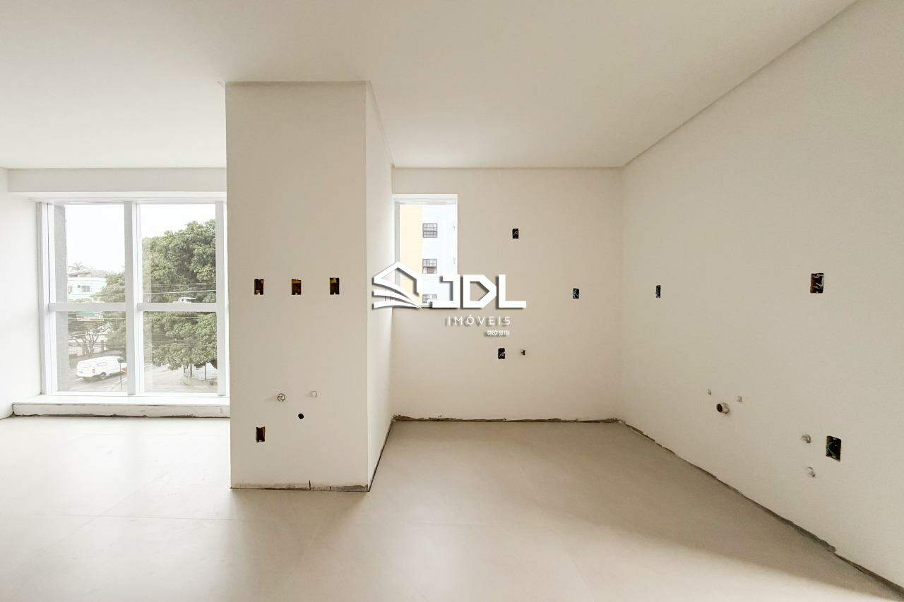 Apartamento à venda no bairro Ponta Aguda: 