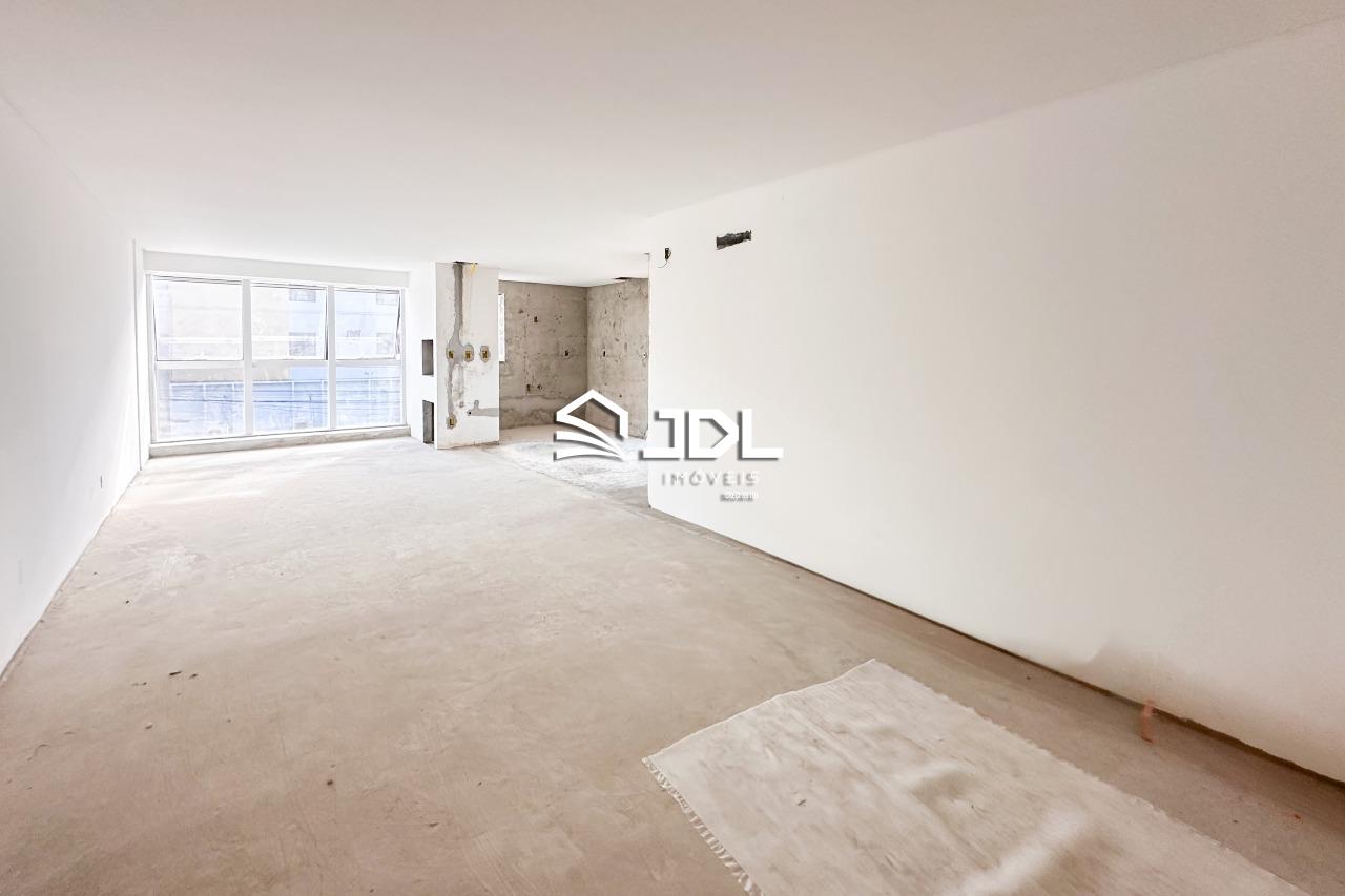 Apartamento à venda no bairro Ponta Aguda: 