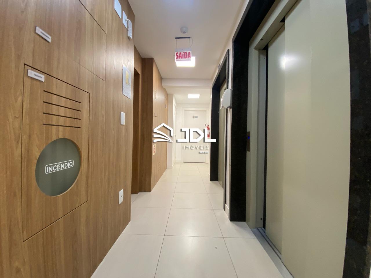 Apartamento à venda no bairro Ponta Aguda: 