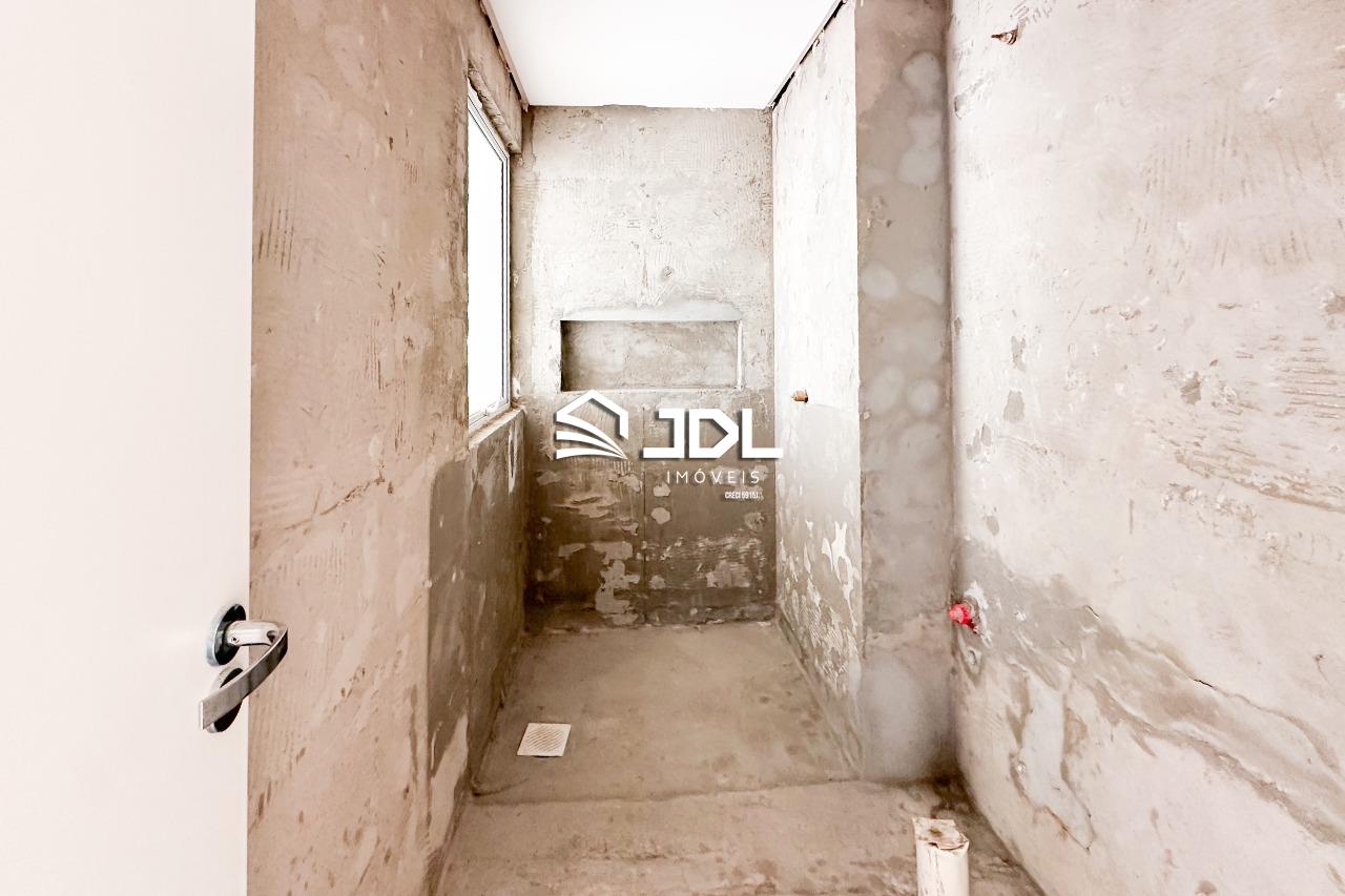 Apartamento à venda no bairro Ponta Aguda: 