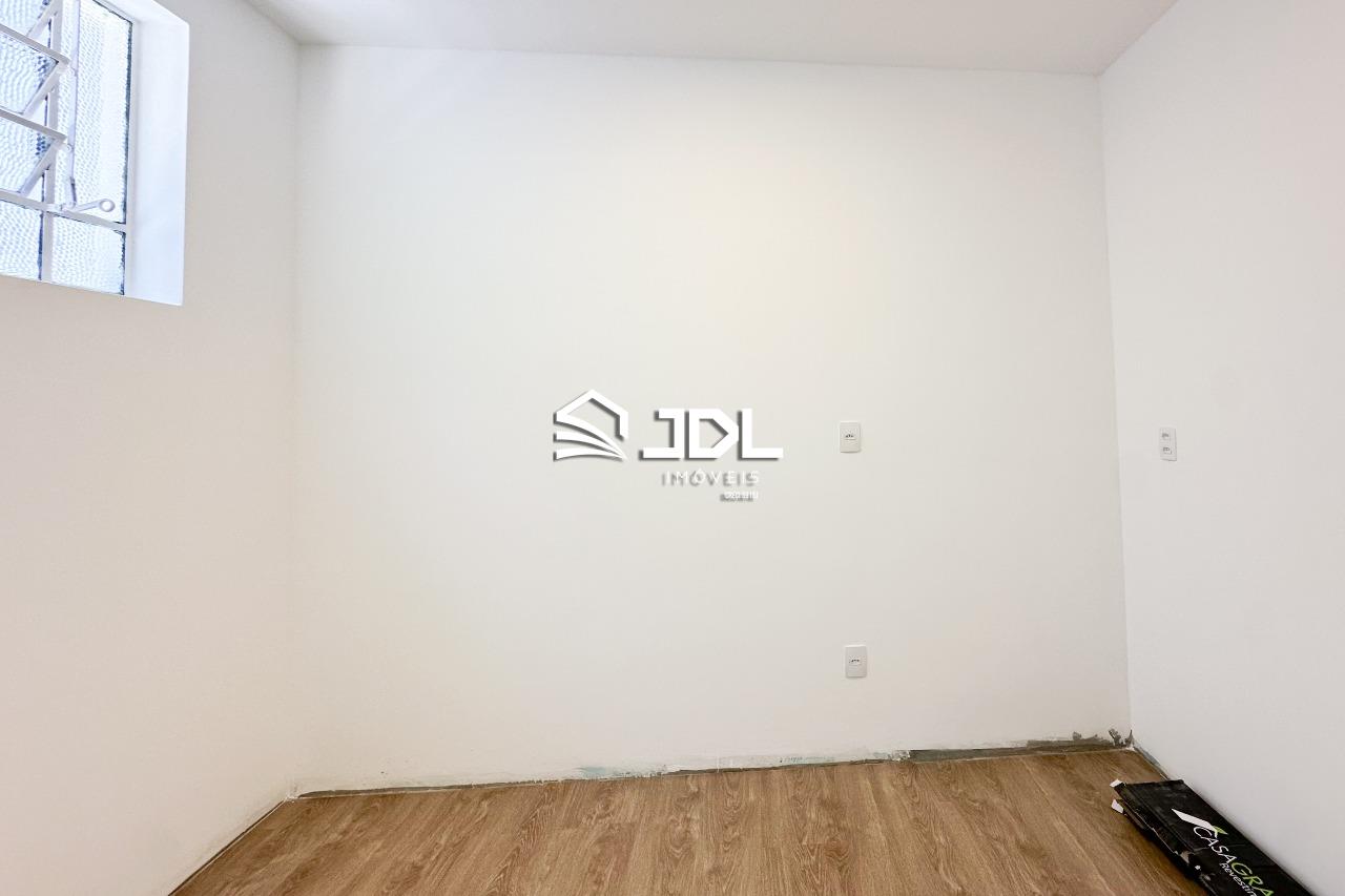 Apartamento à venda no bairro Vila Nova: 