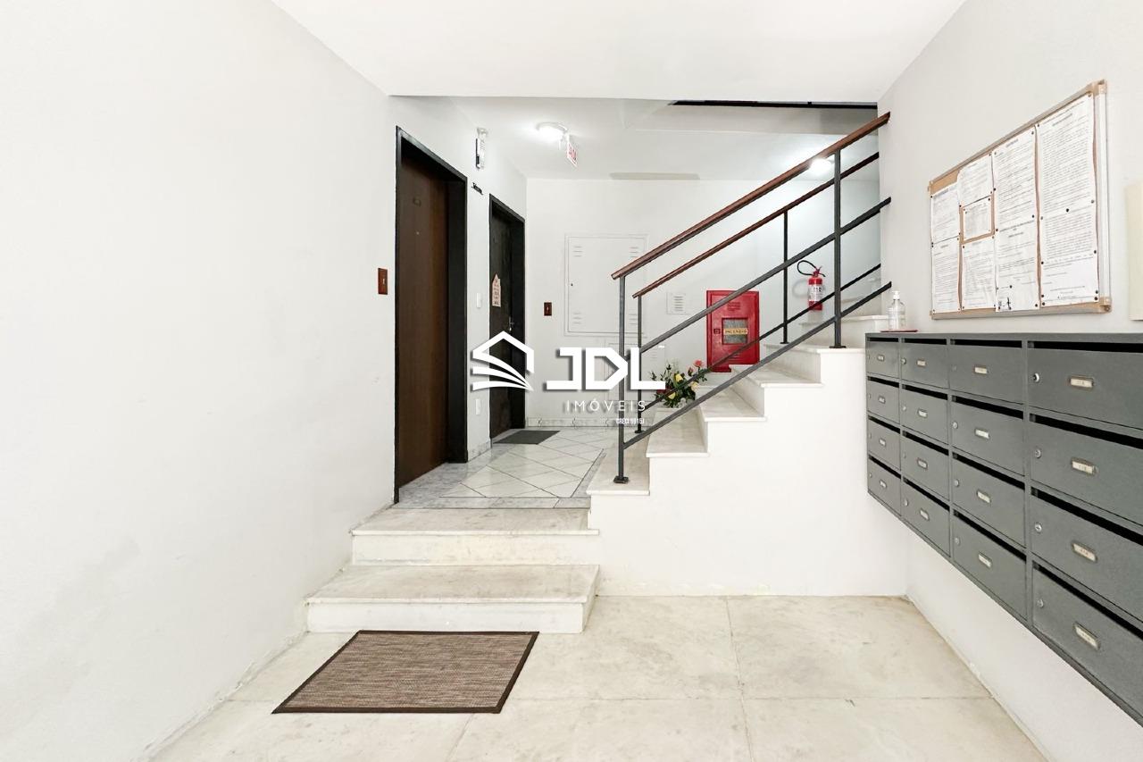 Apartamento à venda no bairro Vila Nova: 