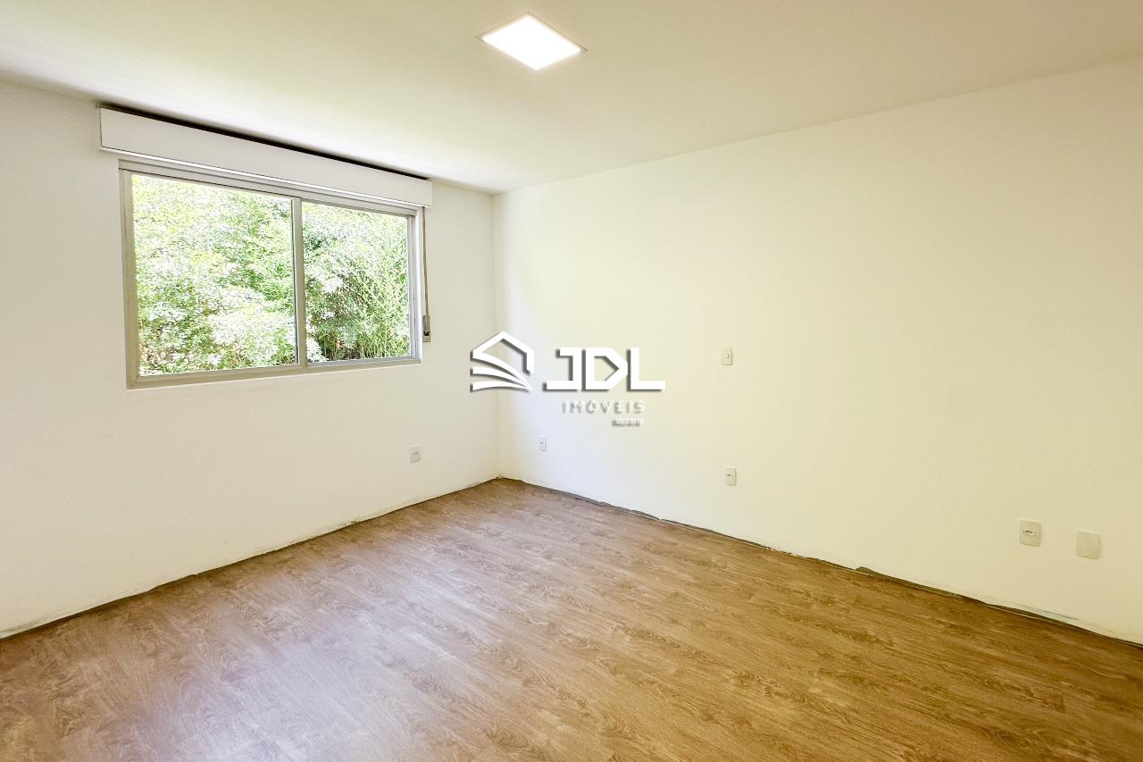Apartamento à venda no bairro Vila Nova: 