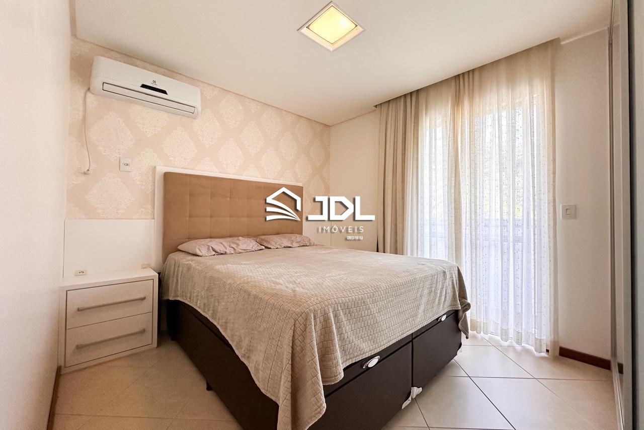 Apartamento à venda no bairro Vila Nova: 
