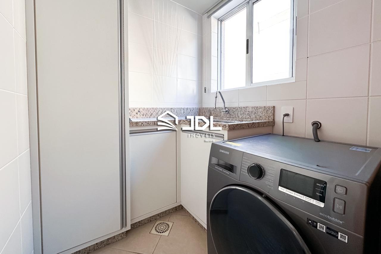 Apartamento à venda no bairro Vila Nova: 