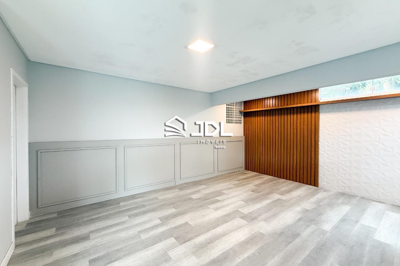 Casa à venda no bairro Salto: 