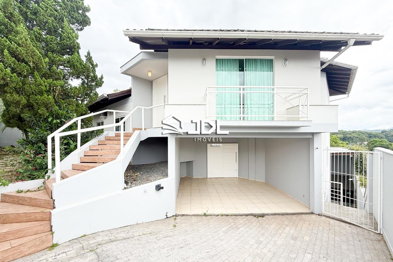 Casa à venda no bairro Salto: 