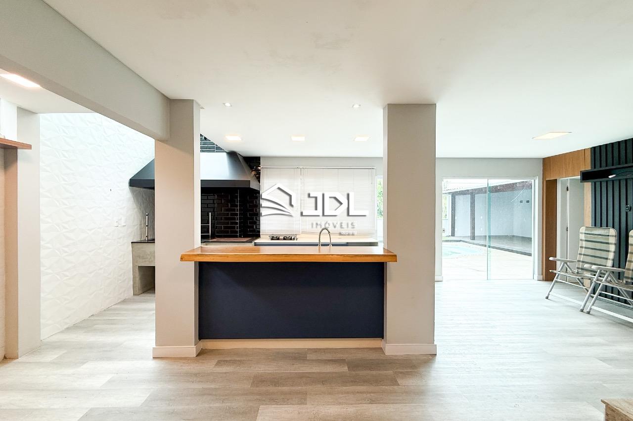 Casa à venda no bairro Salto: 