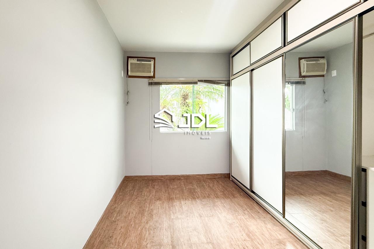 Casa à venda no bairro Salto: 