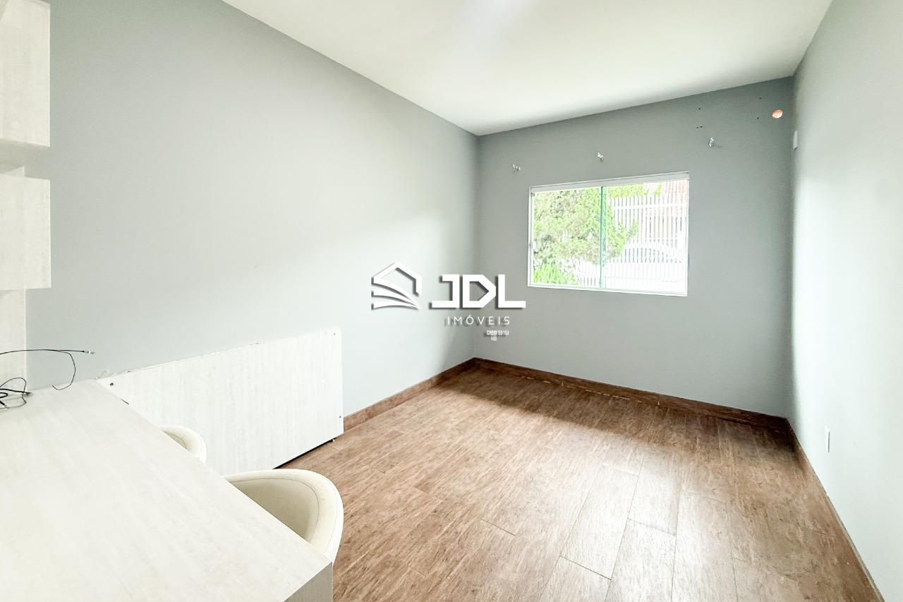 Casa à venda no bairro Salto: 