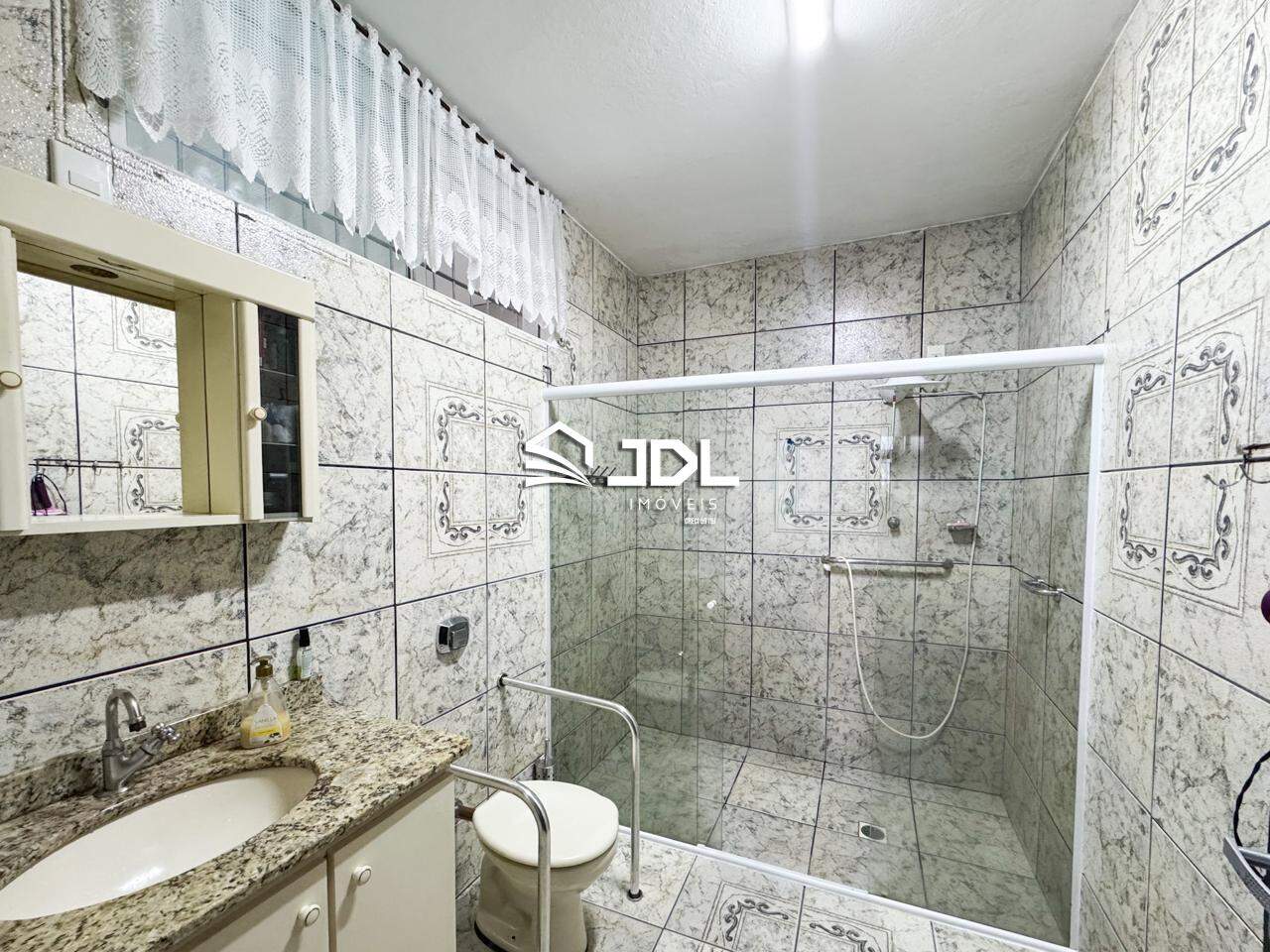 Casa à venda no bairro Velha: 