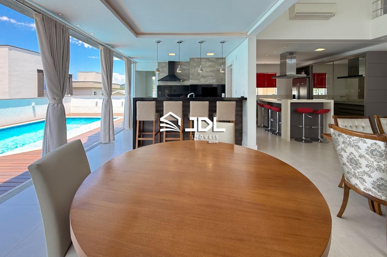 Casa à venda no bairro Itoupava Central: 