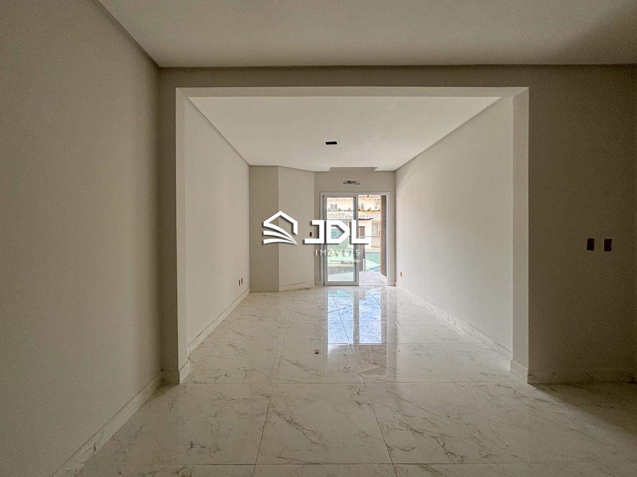 Casa à venda no bairro Tribess: 