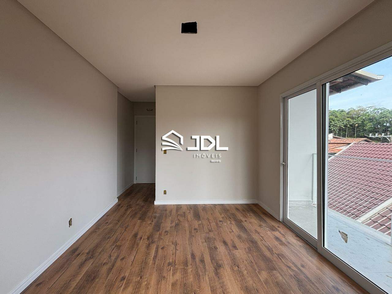 Casa à venda no bairro Tribess: 