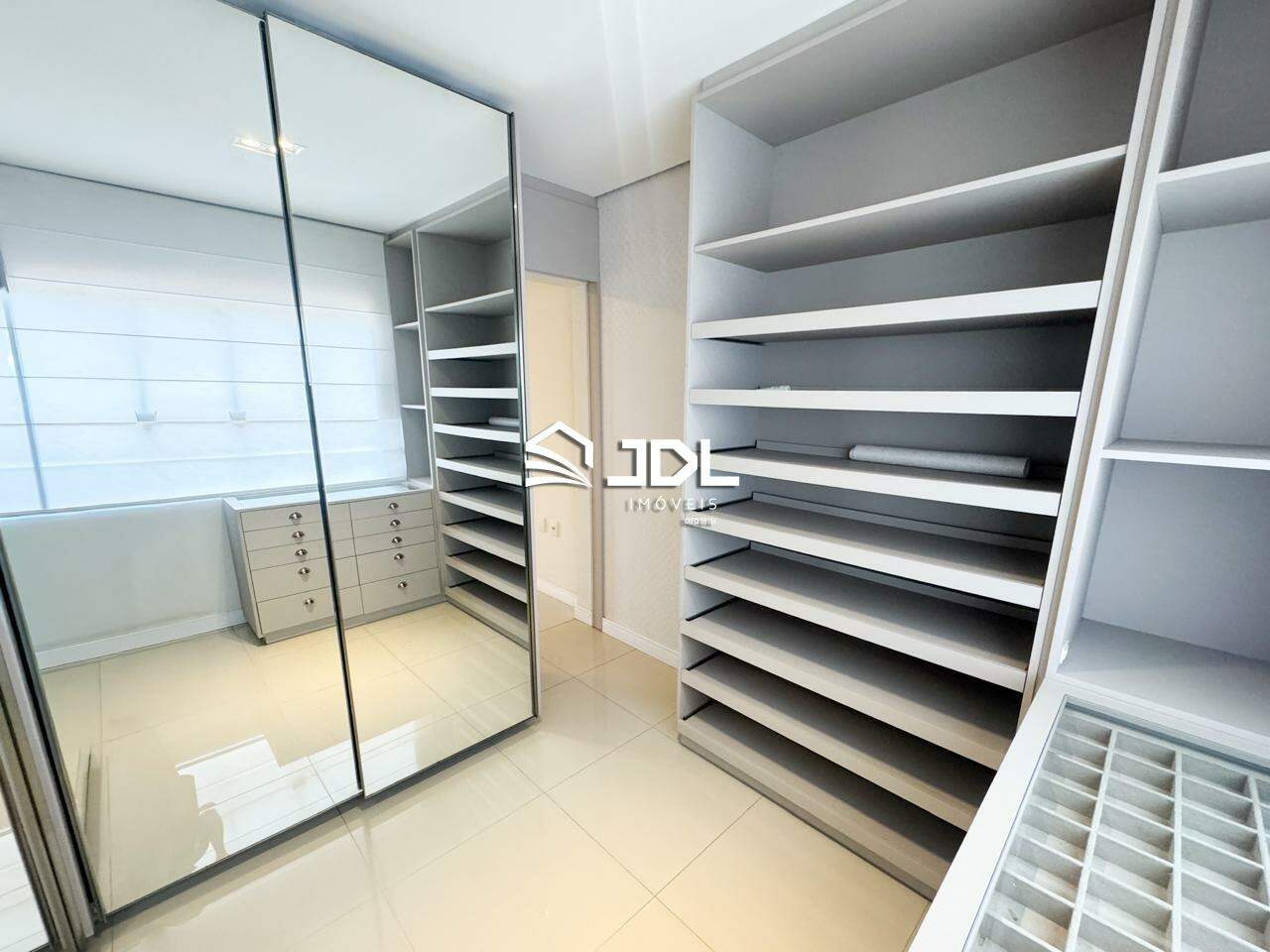 Casa à venda no bairro Água Verde: 