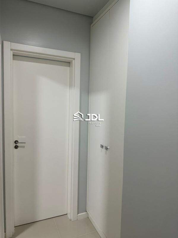 Apartamento à venda no bairro Centro: 