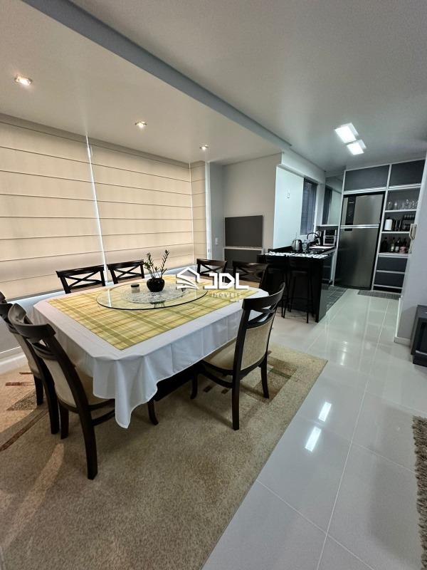 Apartamento à venda no bairro Centro: 