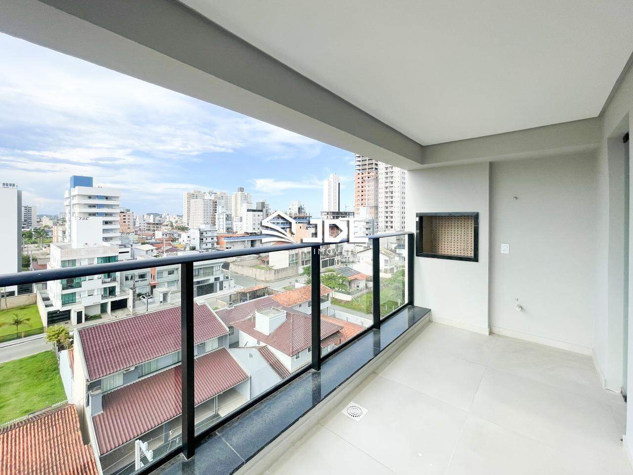 Apartamento à venda no bairro Itacolomi: SACADA VISTA MAR 