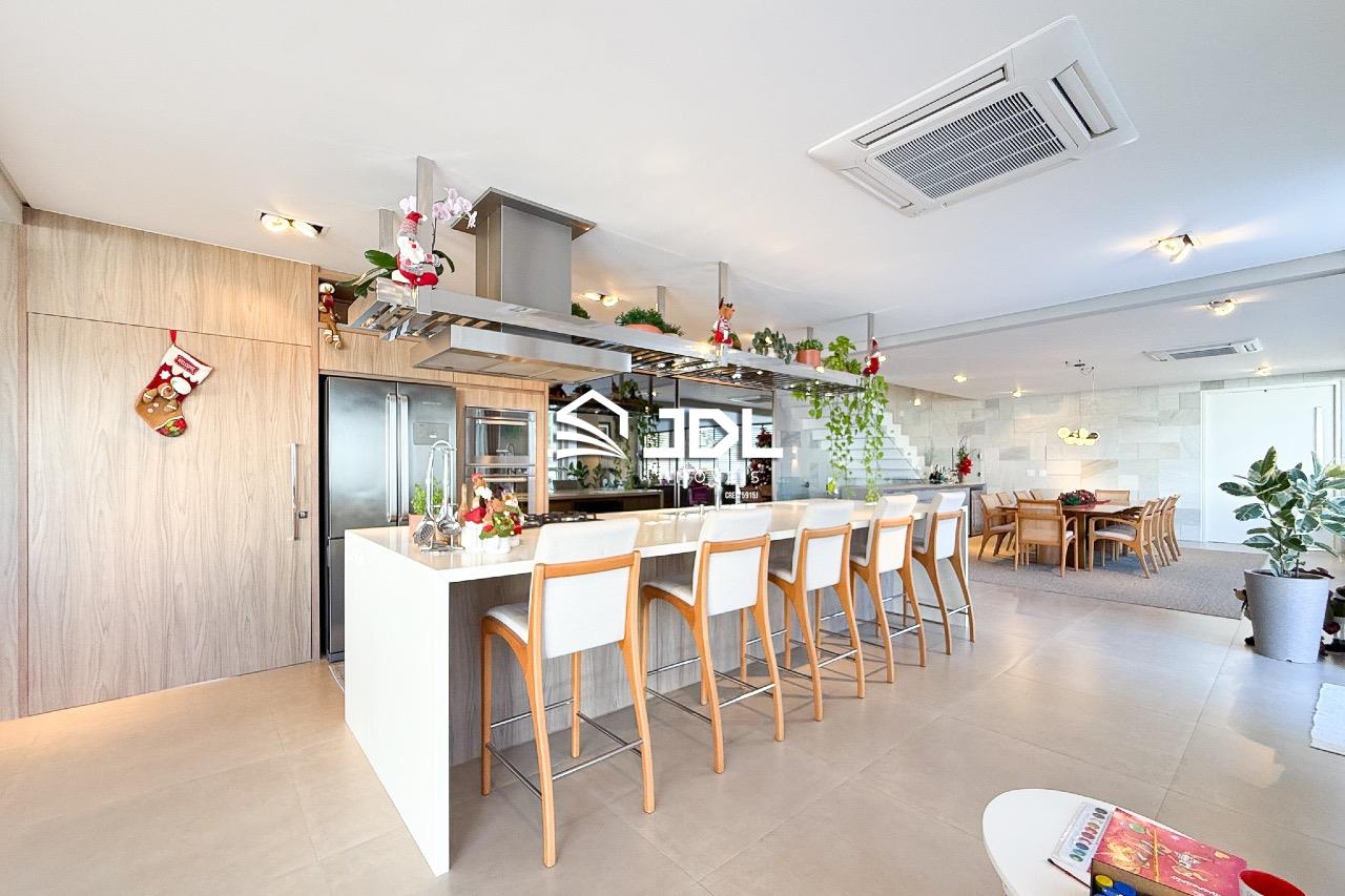 Casa à venda no bairro Itoupava Central: 