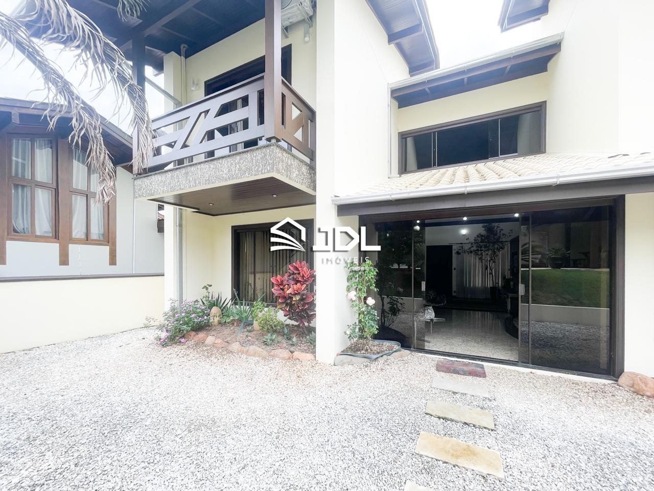 Casa à venda no bairro Fortaleza: 