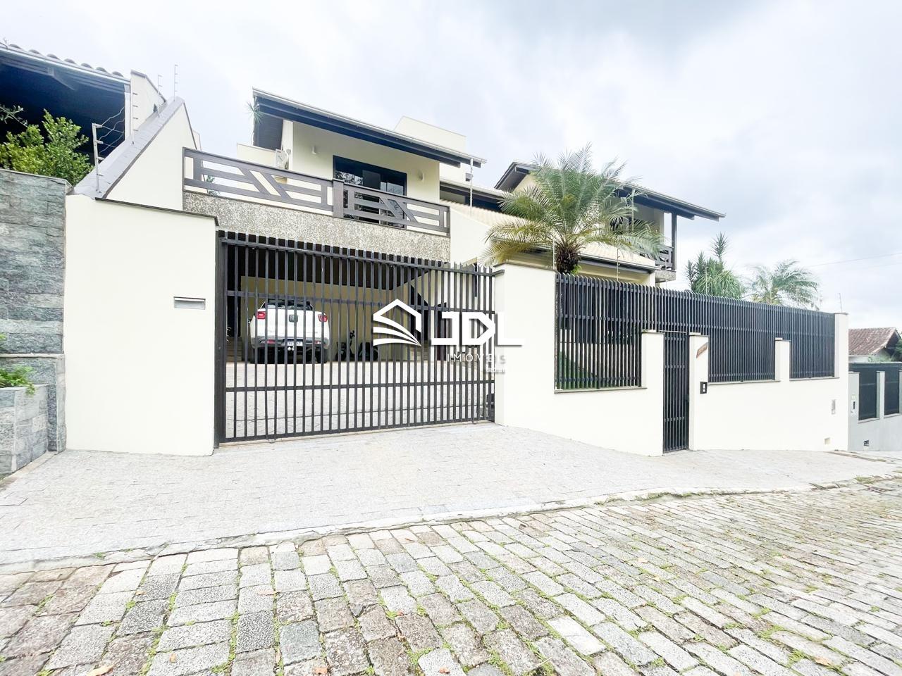 Casa à venda no bairro Fortaleza: 