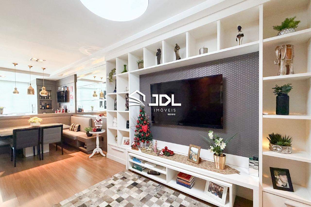 Apartamento à venda no bairro Victor Konder: 