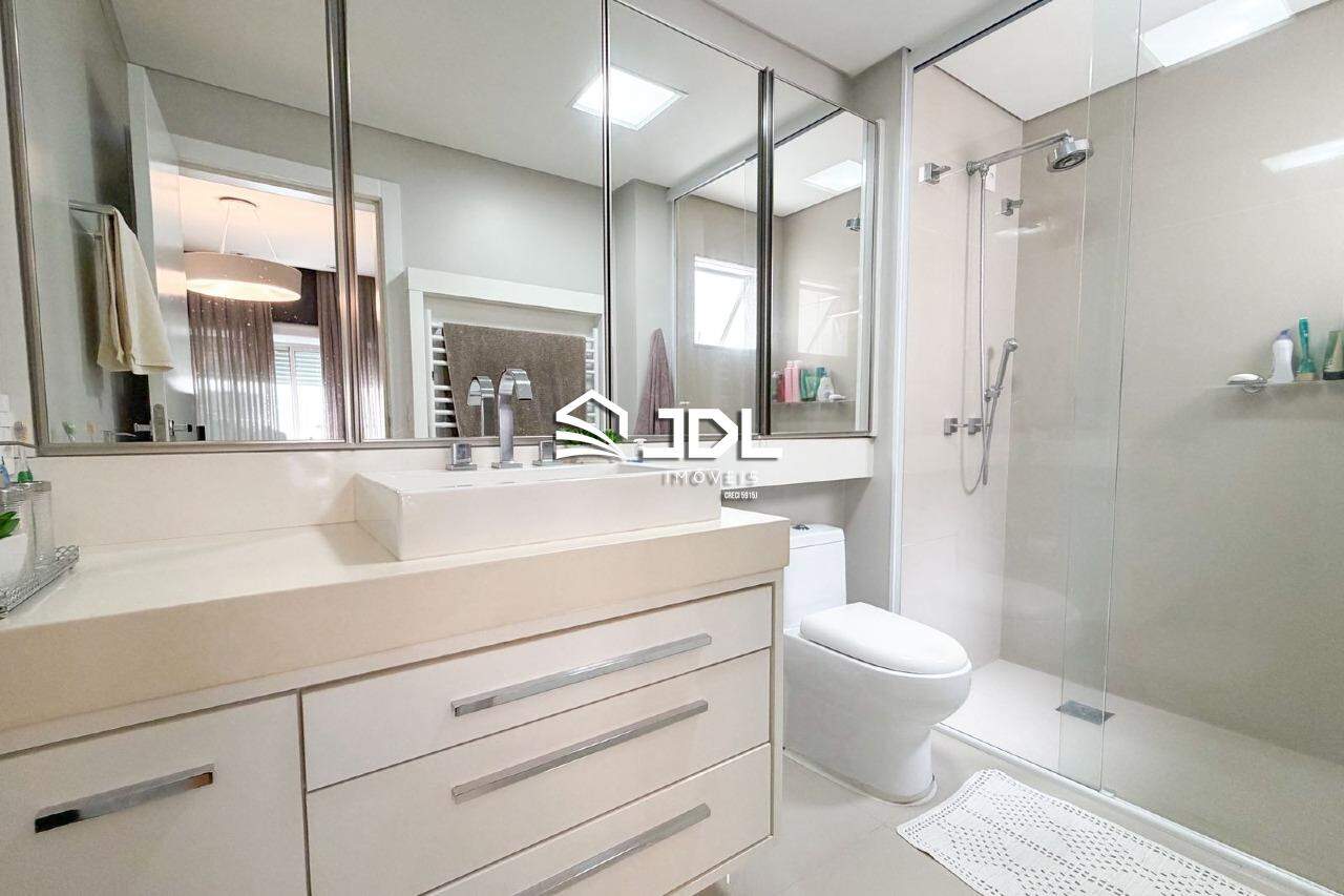 Apartamento à venda no bairro Victor Konder: 