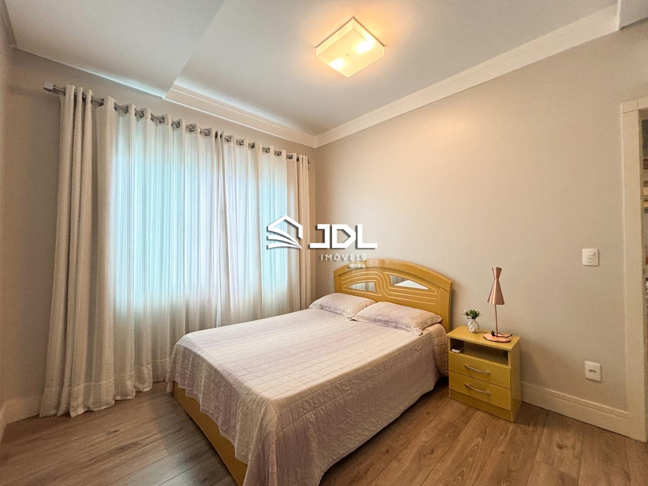 Casa à venda no bairro Itoupava Seca: 