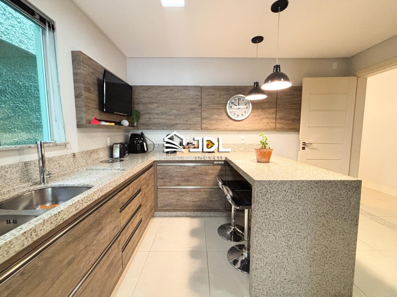 Casa à venda no bairro Itoupava Seca: 