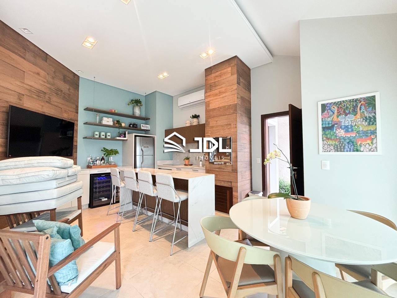 Casa à venda no bairro Itoupava Seca: 