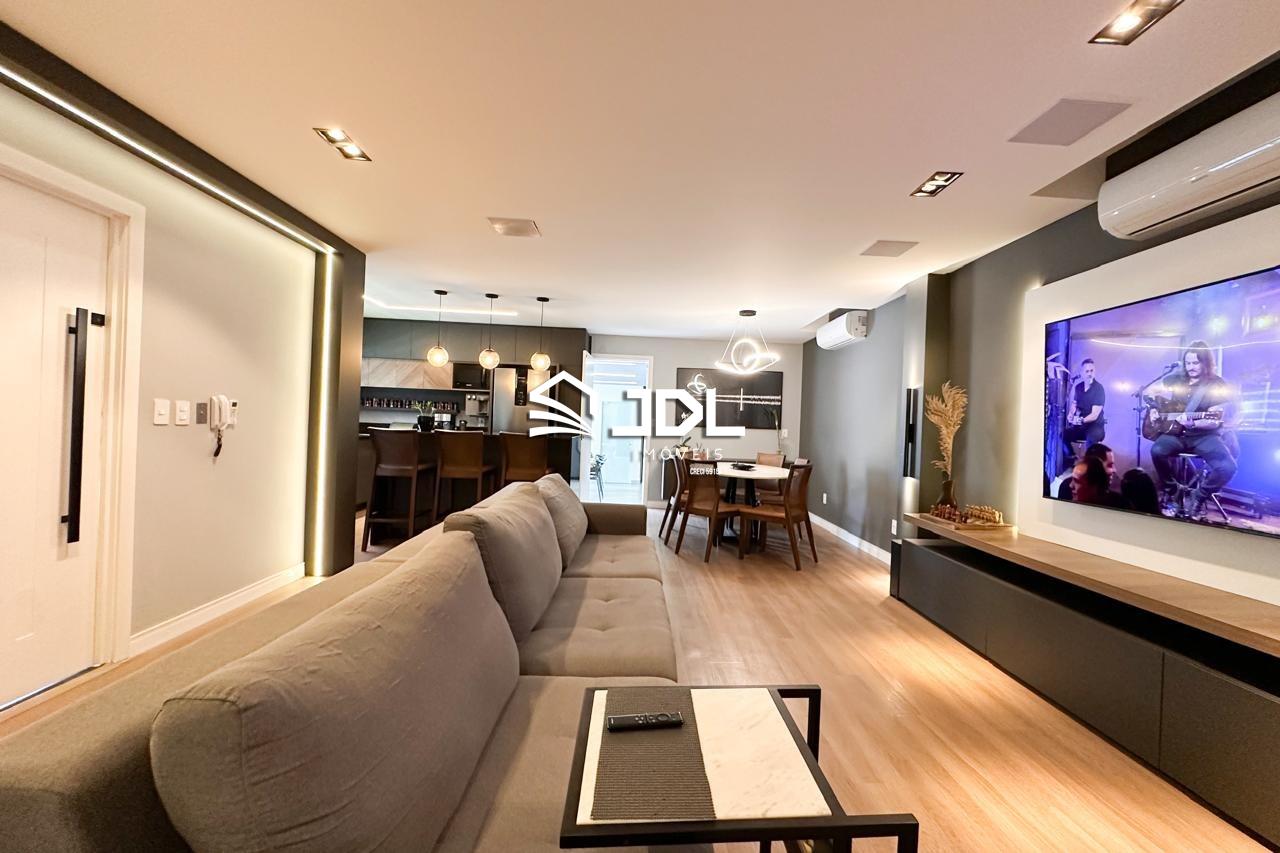 Casa à venda no bairro Velha: 