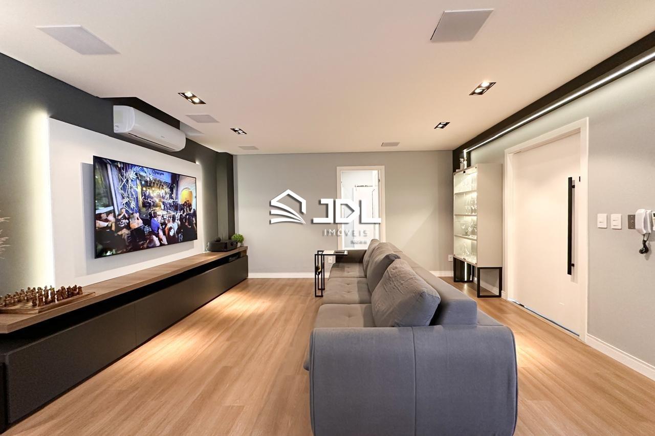 Casa à venda no bairro Velha: 