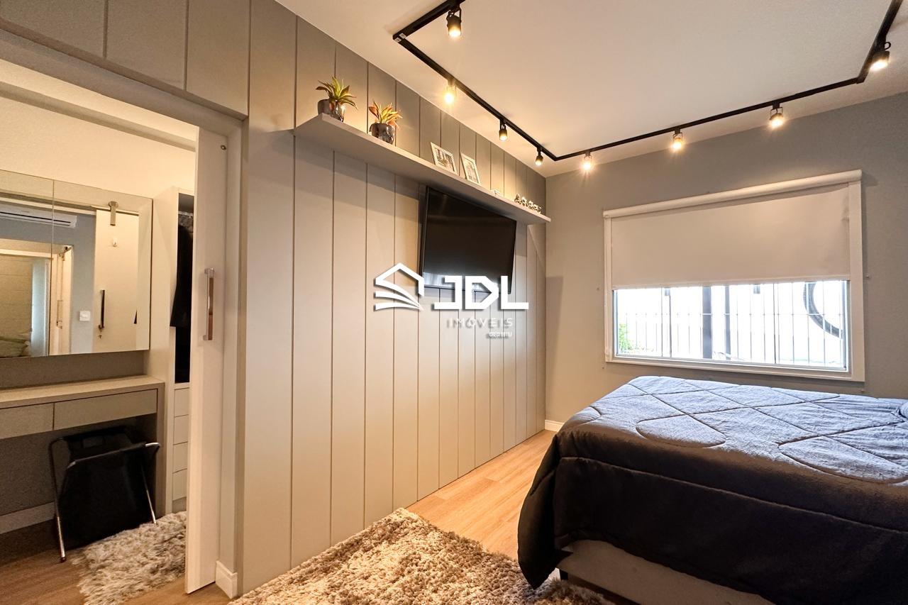 Casa à venda no bairro Velha: 