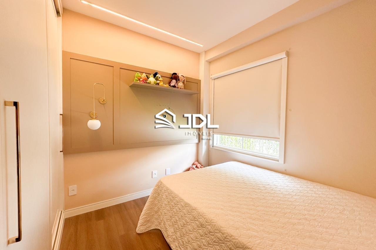 Casa à venda no bairro Velha: 