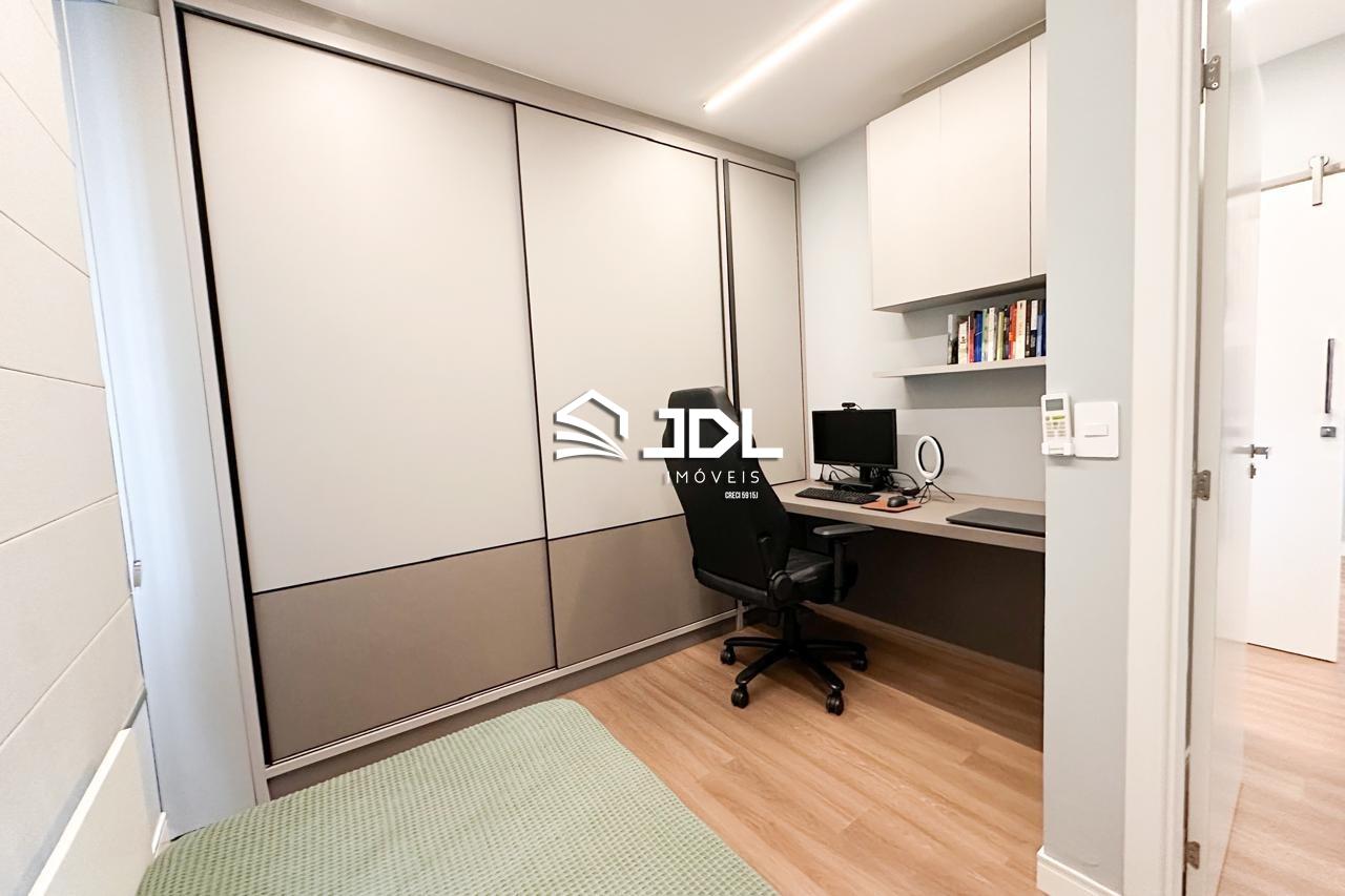 Casa à venda no bairro Velha: 