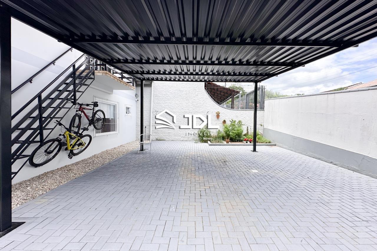 Casa à venda no bairro Velha: 