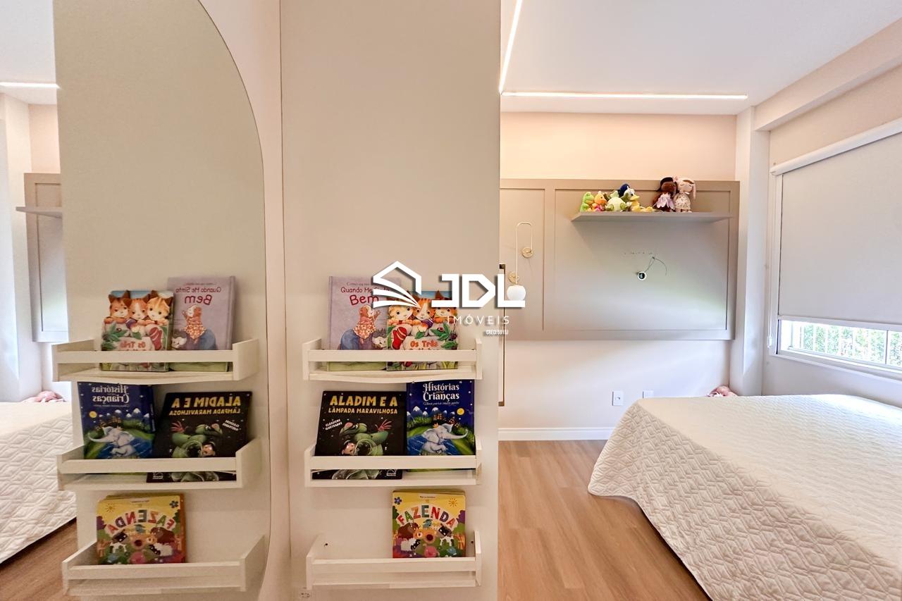 Casa à venda no bairro Velha: 