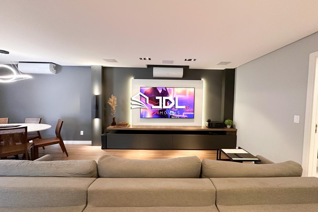 Casa à venda no bairro Velha: 